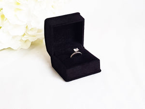 Black Luxury Suede Single Ring Box zoom
