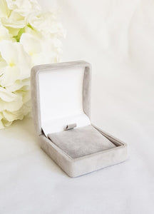 Grey Luxury Suede Pendant Box - White interior oblique 2