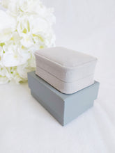 Load image into Gallery viewer, Grey Luxury Suede Pendant Box - Grey interior stack

